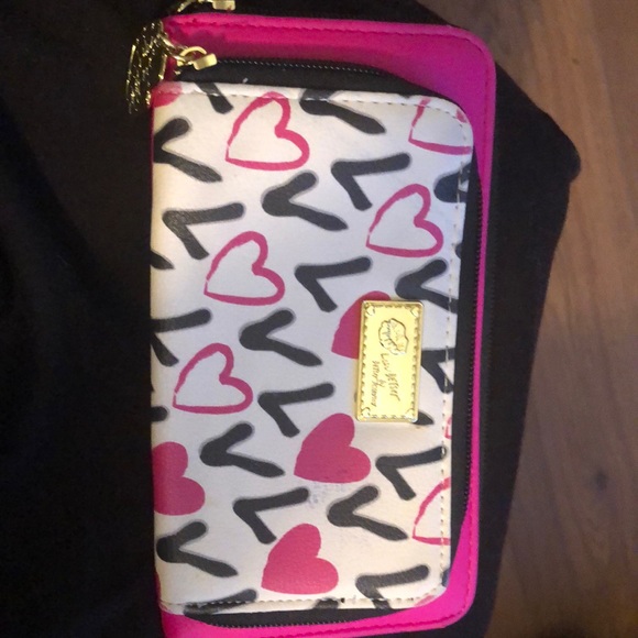 Wallet - Picture 1 of 4